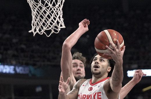 Shane Larkin A Milli Basketbol takımına veda etti
