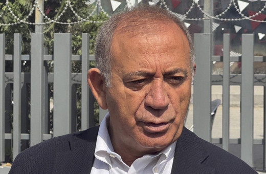 Gürsel Tekin: Partinin içine FETÖ sızdı