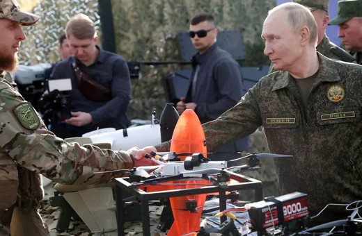 Putin askeri forma giydi tüm dünya bunu konuştu!