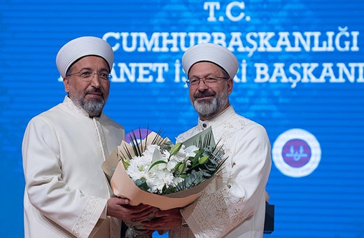 Diyanet İşleri Başkanı Safi Arpaguş, görevini Ali Erbaş'tan devraldı
