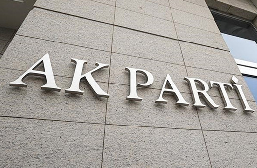 AK Parti'de üç günde sekiz il başkanı istifa etti Şamil Tayyar: Neşter derine vurulmalı