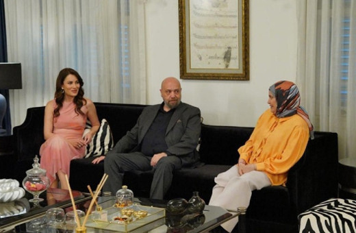 Feyza Civelek'ten " koltuğa işedi" iddiasına zehir zemberek sözler...