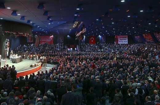 CHP İstanbul İl Başkanlığı Olağanüstü Kongresi! Mahkeme kararına rağmen başladı