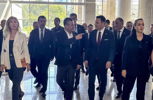 YSK onayına rağmen mahkemeden CHP İstanbul İl Kongresi için durdurma talebi