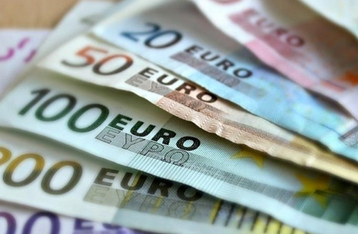 Dolar ve Euro'da hızlı yükseliş! Alış-satış rakamları