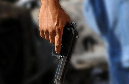 Adliye girişinde silahlı saldırı! Bir kişi öldü, kaçan şüpheli...