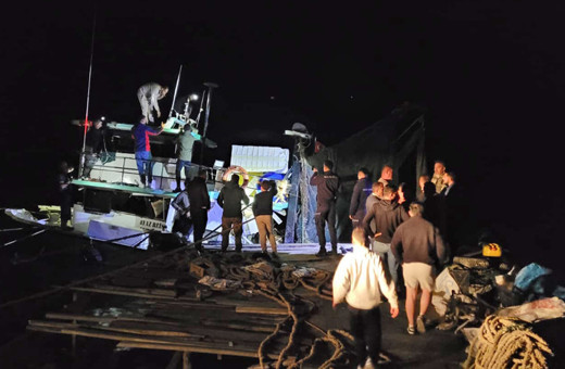 Balıkçı teknesinde patlama oldu! Yaralılar var