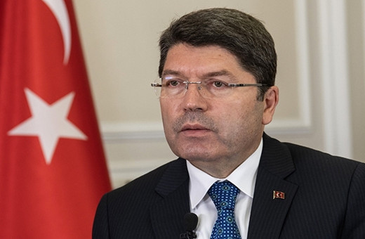 Adalet Bakanı Yılmaz Tunç açıkladı! Trafikte bunu yapan yandı, hapis cezası geliyor