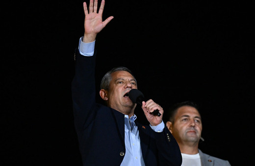 CHP lideri Özel:"İsrail askerleri Sumud Filosu'nun etrafını kuşatmış..."