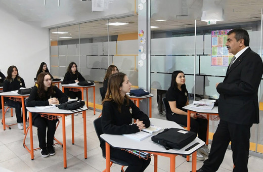 Lise kaç yıl olacak? Zorunlu eğitim süresi düşecek mi? İki ayrı ihtimal var...