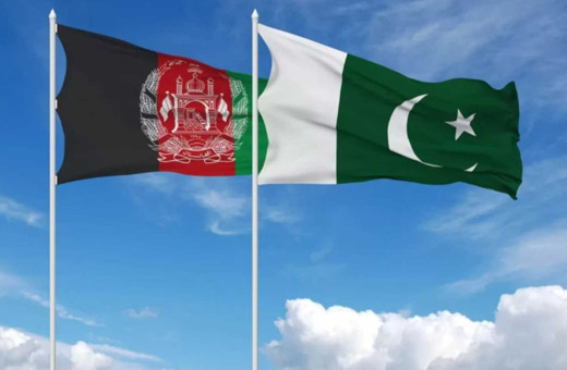 Afganistan ve Pakistan sınırında çatışma: Onlarca asker öldü