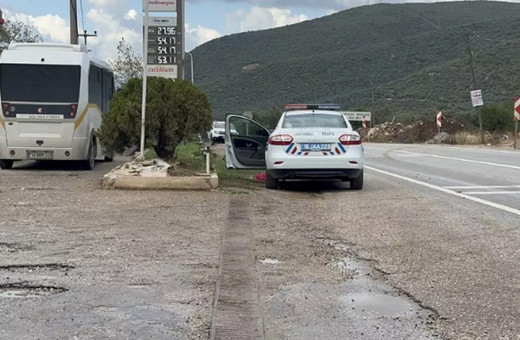 Bursa'da akaryakıt istasyonunda çıkan silahlı kavgada bir kişi öldü