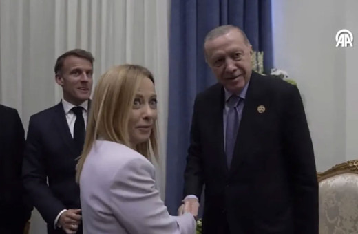 Cumhurbaşkanı Erdoğan'dan Meloni'ye: Sigarayı bırak