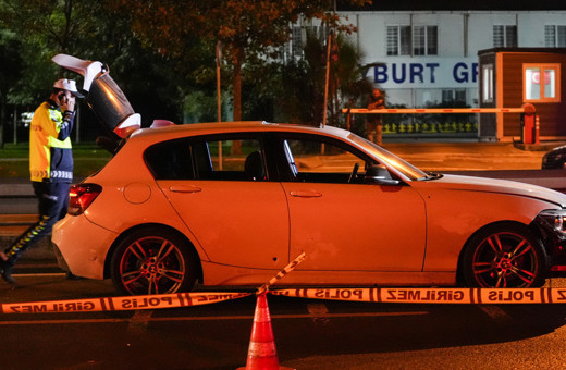 Bakırköy'de filleri aratmayan sahne kamerada polisten kaçan şüpheli vurularak yakalandı