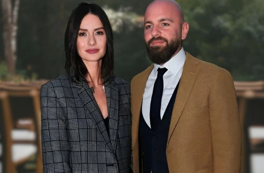 Ayrılık acısı kısa sürdü! Yasemin Ergene'den ayrılan İzzet Özilhan gecelere aktı...