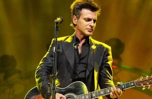 Ünlü rock yıldızı Teoman'dan itiraf gibi sözler! "Star gibi yaşamak istemiyorum"