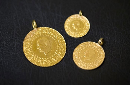 Kuyumcuya sahte altın satarken yakalanan kadın tutuklandı