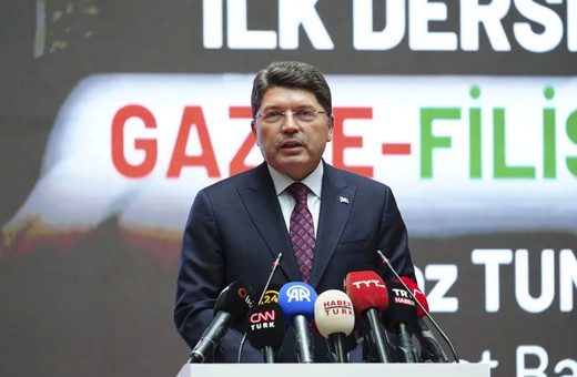 Yılmaz Tunç: Ben hukuk devleti dedikçe birileri bundan rahatsız oluyor