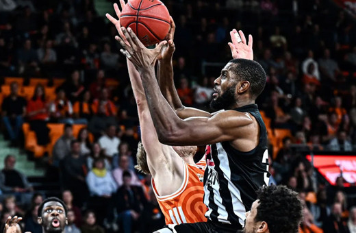 Beşiktaş son saniye üçlüğüyle Ratiopharm Ulm'u yendi