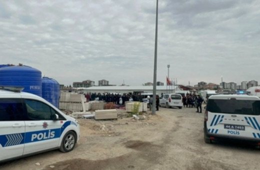 Malatya'da bıçaklı kavga! 4 kişi yaralandı