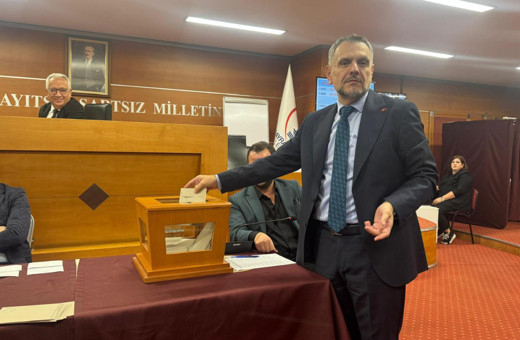 Bayrampaşa Belediye Başkanvekilliğini İbrahim Akın kazandı