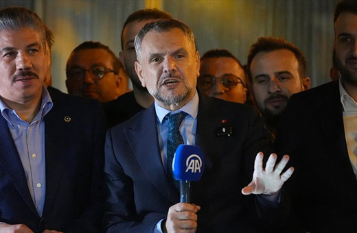 Bayrampaşa Belediye Başkan Vekilliğine seçilen AK Parti'li Akın göreve başladı