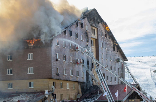 Bolu Kartalkaya'daki Grand Kartal Otel yangını davasının 3. duruşması başladı
