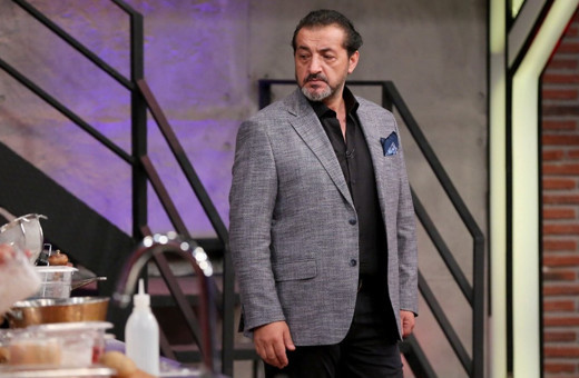 MasterChef Jürisi Mehmet Yalçınkaya'nın mekanında fahiş fiyat! Adisyonu görenler dilini yuttu