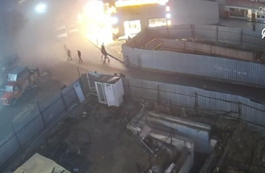 Kocaeli'de 7 katlı binanın çökme anı güvenlik kamerasında