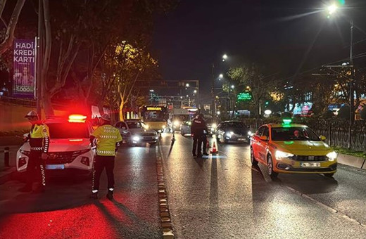 "Huzur İstanbul" uygulaması 949 kişi gözaltına alındı