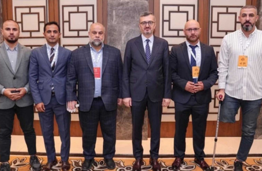 Burhanettin Duran’dan Gazze’de görev yapan gazetecilere övgü