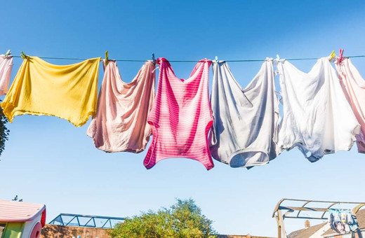 ÇamaşırlarınızI balkonda mı kurutuyorsunuz? Adeta filtre gibi çekiyor dikkat