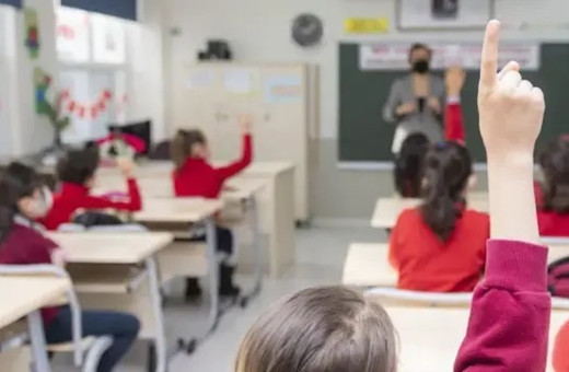 İlköğretim öğrencilerini ilgilendiriyor! Yeni bir ders daha görecekler...