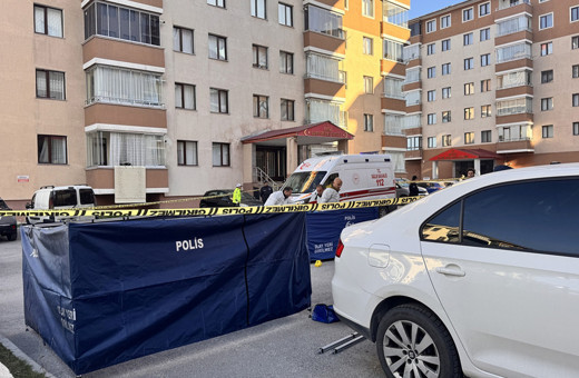 Dehşet! Tartıştığı kadını silahla öldüren kişi intihar etti