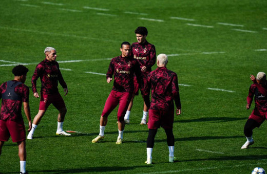 Galatasaray’da Ajax maçı öncesi iki eksik