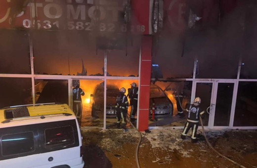 İntikam için oto galeriyi kundakladı, ifadesinde itiraf etti