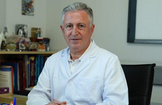 Kasıktaki şişlik ve ağrıyı ciddiye alın! Kasık fıtığı belirtileri ve tedavi yöntemleri neler?