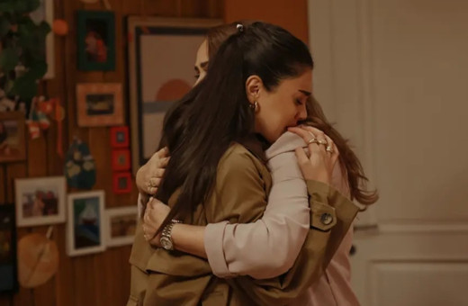 Çarpıntı dizisinde kriz çıktı! Ünlü oyuncu aniden diziden çıkarılınca sitem etti...