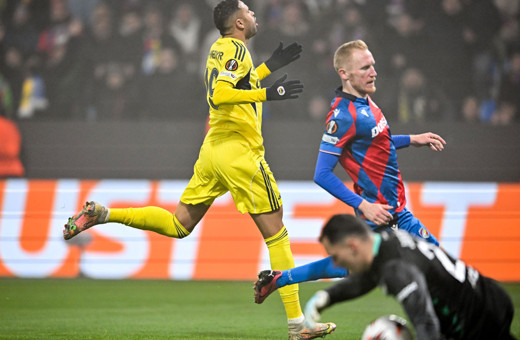 Fenerbahçe deplasmanda Viktoria Plzen'le 0-0 berabere kaldı