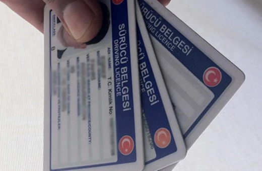 Eski tip ehliyeti olanlar dikkat! Türkiye Sigorta Birliği uyardı, hak kaybına uğrayabilirsiniz