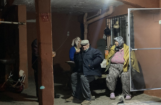 Balıkesir Sındırgı'da sabaha karşı peş peşe 4 deprem oldu