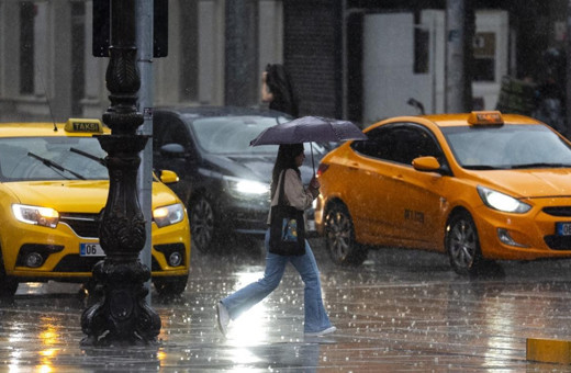 Meteoroloji’den 6 kente kuvvetli yağış uyarısı! Sokağa çıkarken tedbirinizi alın