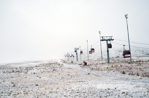 Kış turizminin merkezi! İç Anadolu'nun zirvesi Erciyes Dağı'na kar yağdı