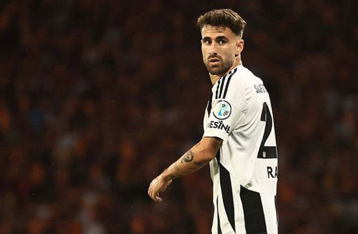 Beşiktaş, Rafa Silva ile yeniden masaya oturdu