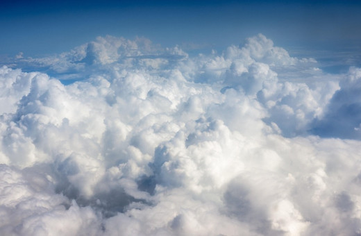 Kuraklık sorunu yaşanan İran'da bulut tohumlama başladı