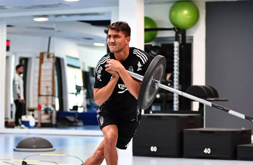 Beşiktaş, Cengiz Ünder'i kalıcı olarak kulübe kazandırmak istiyor