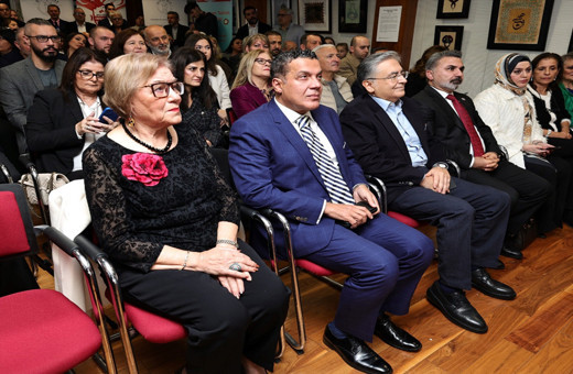 İngiltere'deki başarılı Türkler "Zirvedekiler" kitabında buluştu