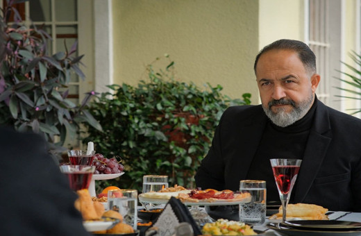 Gözleri Karadeniz'in Osman Maçari'si Mehmet Özgür'den boynundaki kolyeyle ilgili ağlatan açıklama!