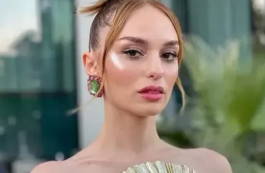 Nilperi Şahinkaya'dan evlilik kararı! Tanışalı 2.5 hafta olmuştu