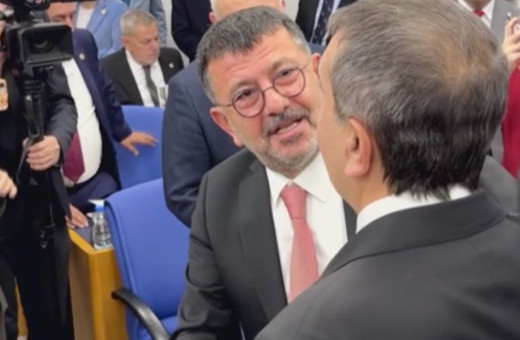 Milli Eğitim Bakanı Yusuf Tekin CHP'li Veli Ağbaba'ya 'sıfır' verdi!